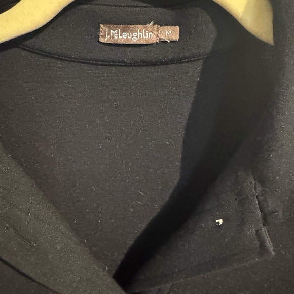 J. McLaughlin Black Tunic Henley Top Oversized Size M Pockets Collared - Picture 3 of 10